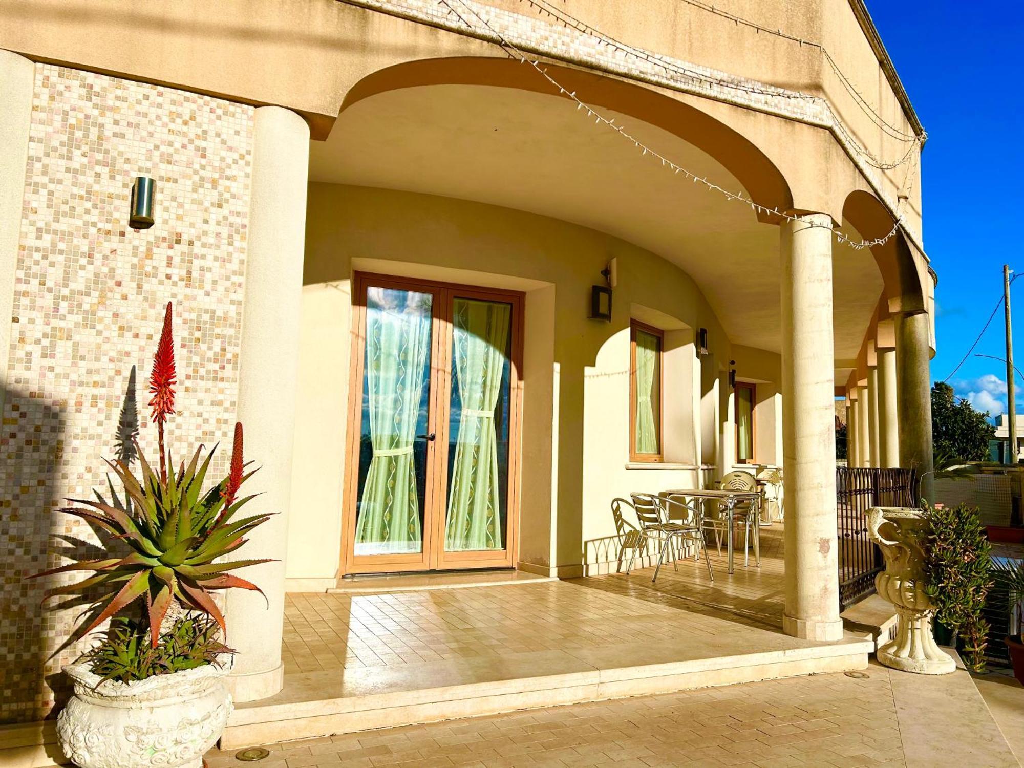 Hotel Costa Caffe Salve Exterior foto